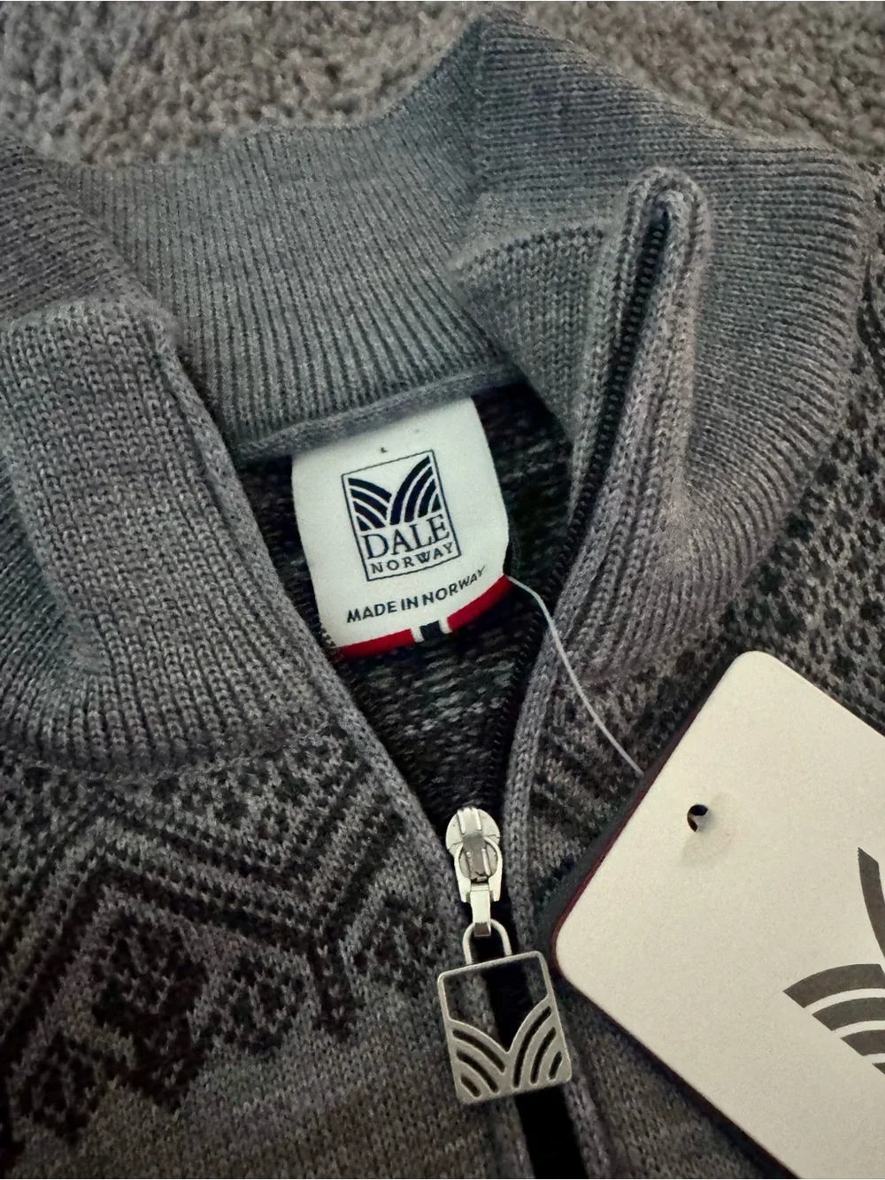 NWT Dale of Norway Eirik Masculine Sweater Size L